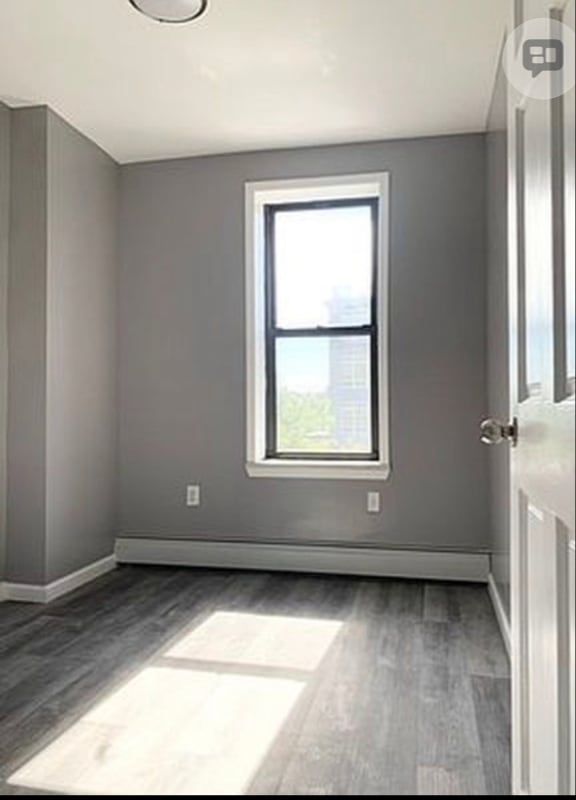 Building Photo - 93-38 43rd Ave