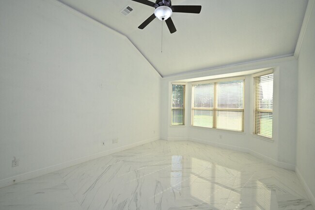 Building Photo - 10607 Pilkington Dr
