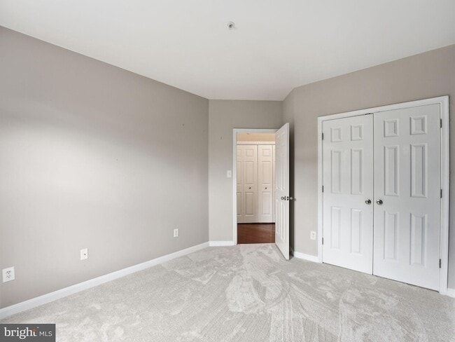 Building Photo - 4667 Longstreet Ln