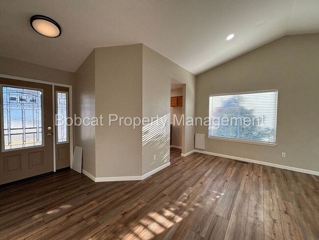 Building Photo - 3522 Smoketree Ave