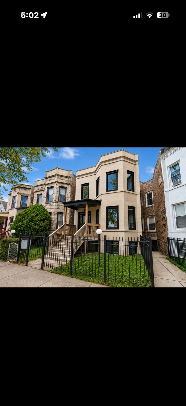 Building Photo - 7125 S Drexel Ave
