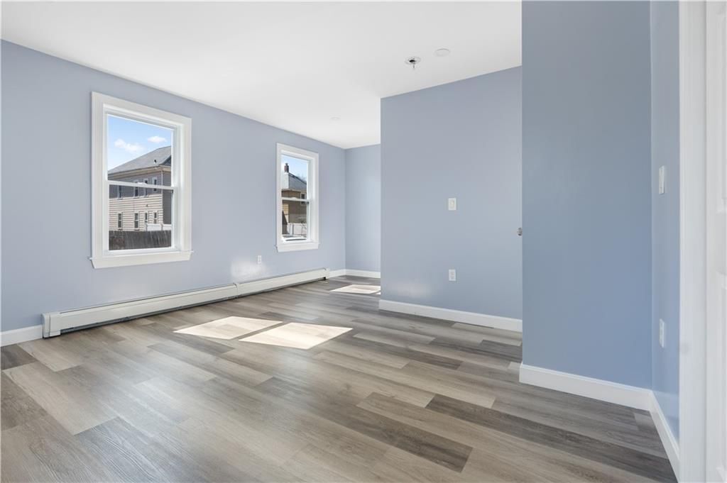 Building Photo - 167 Baxter St