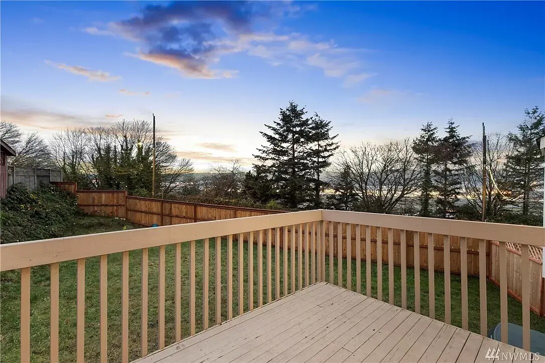 Building Photo - 7001 Covello Dr S