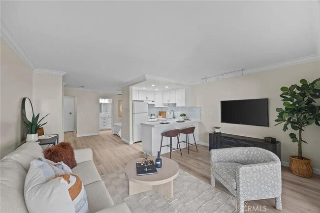 Building Photo - 101 Scholz Plaza