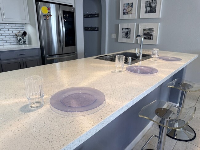 Building Photo - Beautiful 3bd/2ba Natomas Home with 2 Car Garage!