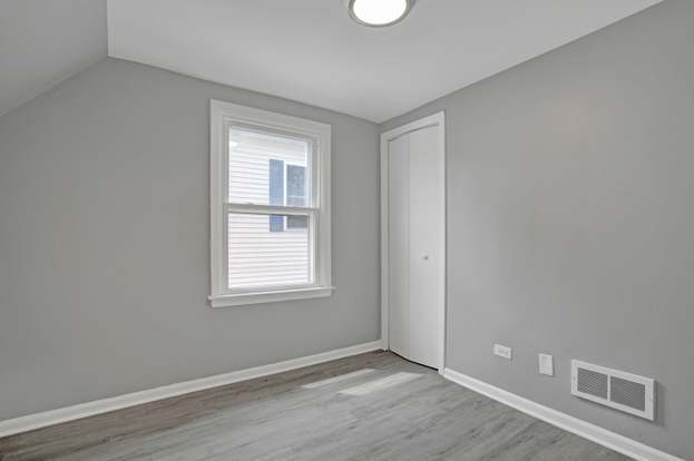 Building Photo - 8837 S Talman Ave