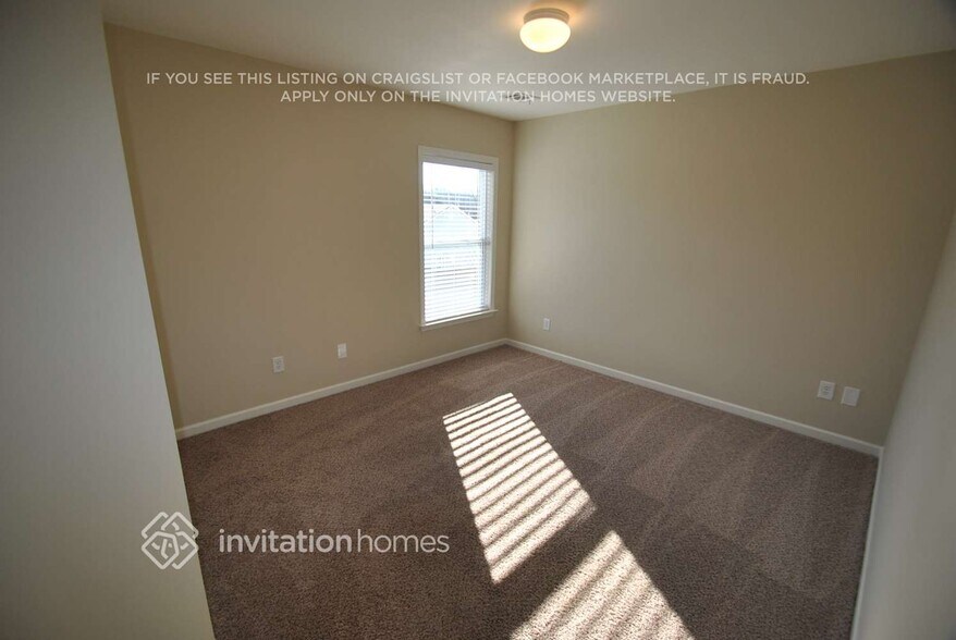 Building Photo - 4970 Fieldgate Ridge Dr