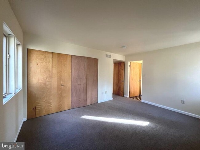 Building Photo - Beautiful 3bd 3bth contemporary A-framed home in the prestigious Eagle's Nest community.