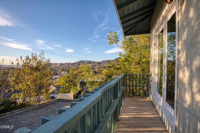 Building Photo - 1850 Kaweah Dr