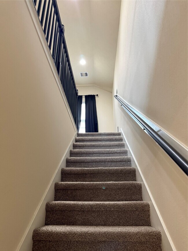 Building Photo - 9323 Fuqua Ridge Ln