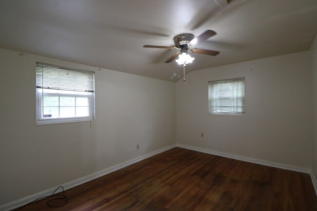 Building Photo - "Coming Soon". - Lovely 2BD/1BA Brick Rambler with large yard!
