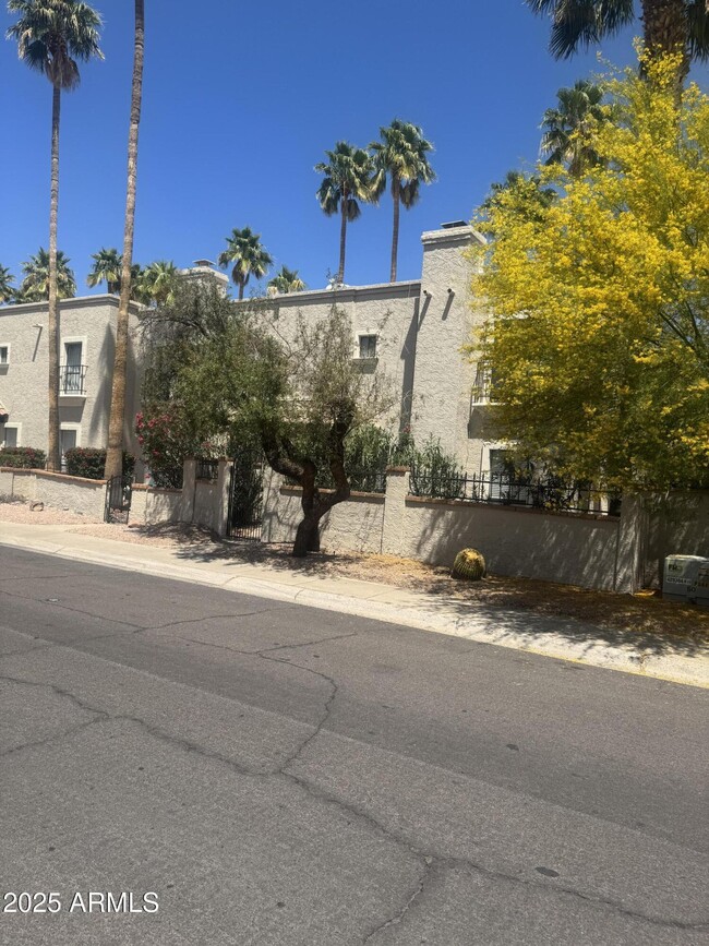 Building Photo - 4813 N 73rd St