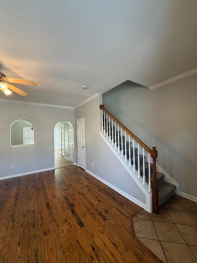 Building Photo - 2 Bedroom Brick Townhome in Franklin,TN's Desirable Hardison Hills Community