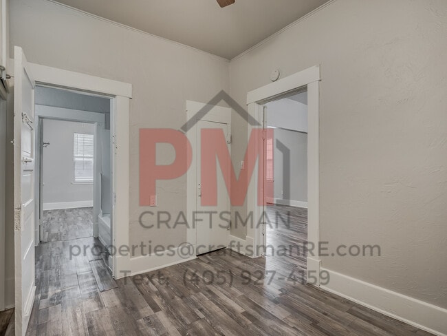 Building Photo - 1226 NW 8th St