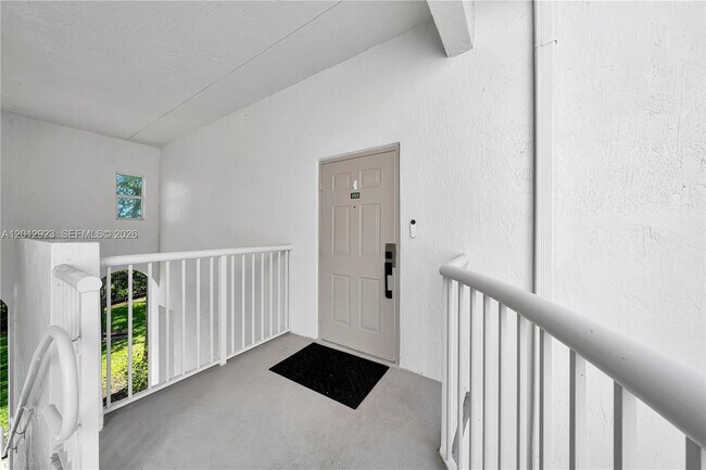 Building Photo - 4361 SW 160th Ave