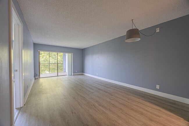 Building Photo - 9440 SW 8th St