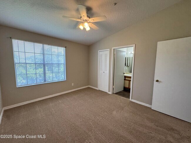 Building Photo - 7667 N Wickham Rd