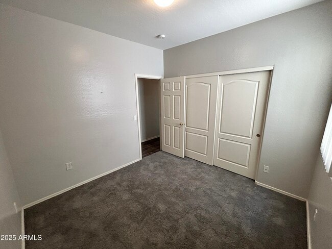 Building Photo - 7010 S 37th Glen