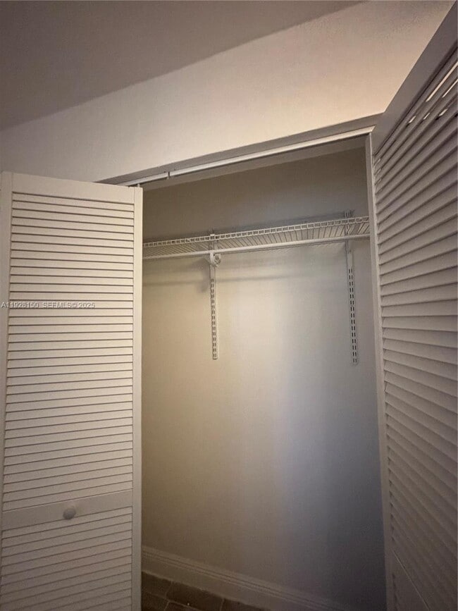 Building Photo - 4807 Ponce de Leon Blvd