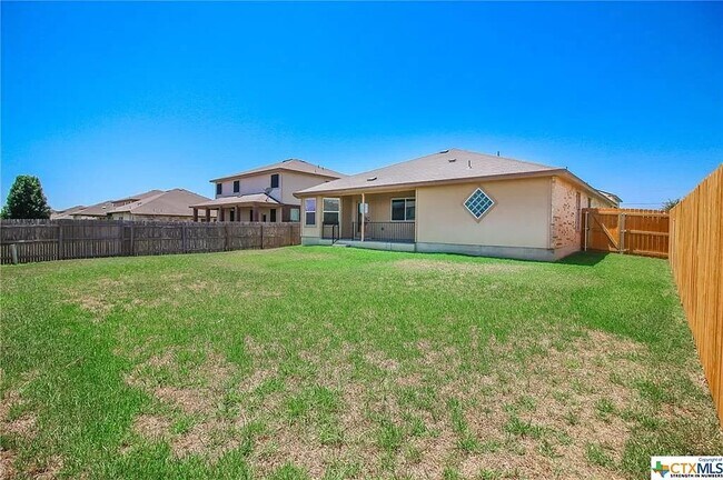 Building Photo - 1023 Sugar Brook Dr