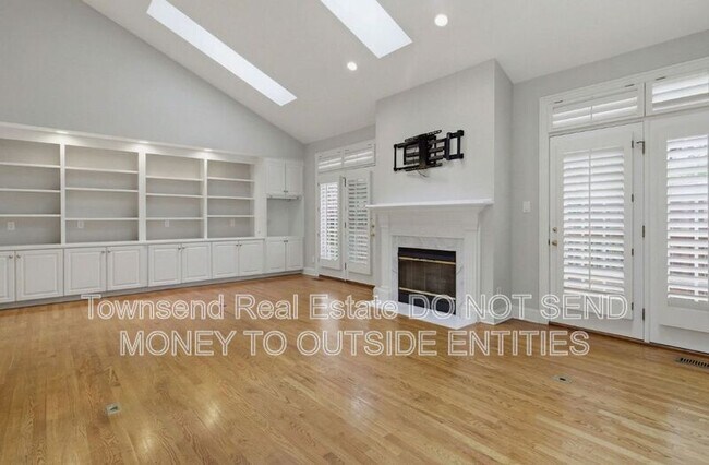 Building Photo - 200 Litchfield Pl
