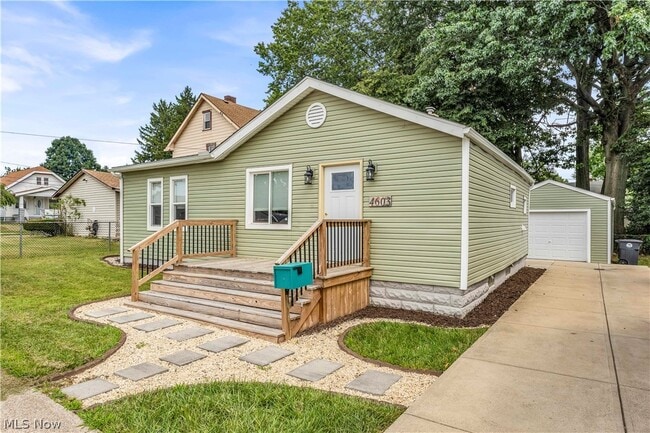 Building Photo - 4603 W 58th St