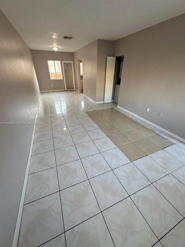 Building Photo - 8407 NW 5th Ave