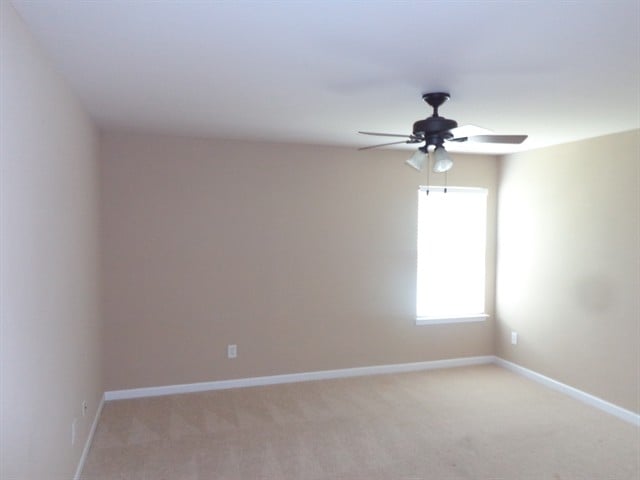 Building Photo - 6137 Kilchurn Dr