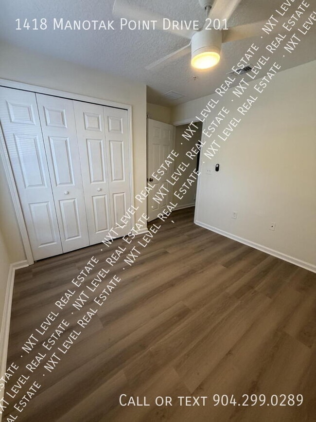 Building Photo - 1418 Manotak Point Dr