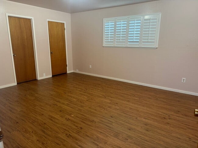 Building Photo - 519 San Remo St