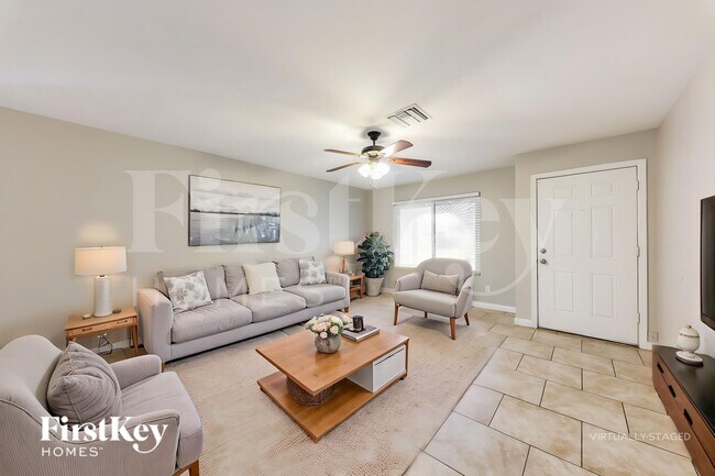 Building Photo - 5314 W Altadena Ave