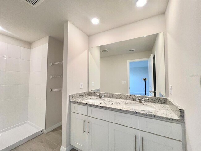 Building Photo - 32441 Limitless Pl