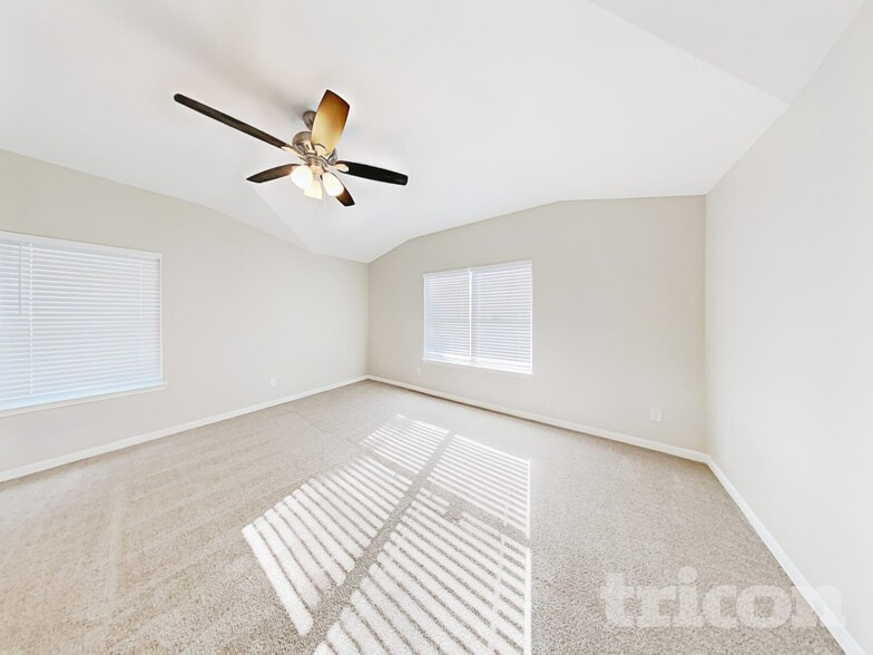 Building Photo - 7711 Sapulpa Ln