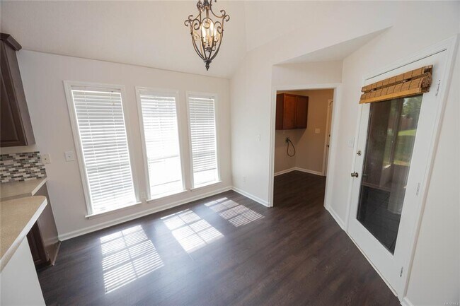 Building Photo - 8013 Copperfield Dr