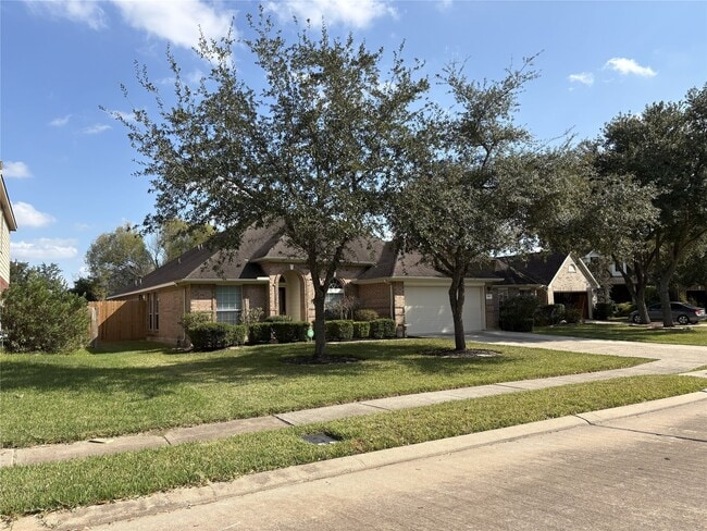 Building Photo - 1909 Highland Point Ct