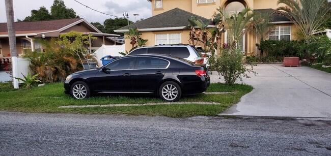 Building Photo - 5811 Crystal Rd