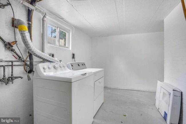 Building Photo - 4112 Orchard Dr