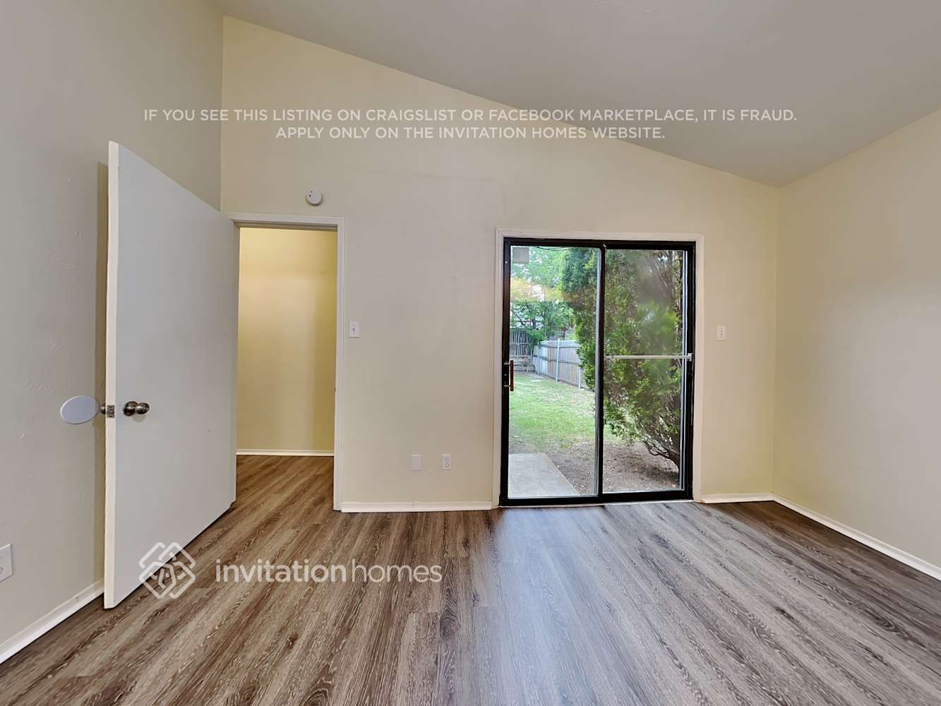Building Photo - 4236 Periwinkle Dr