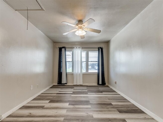 Building Photo - 125 Beard Dr