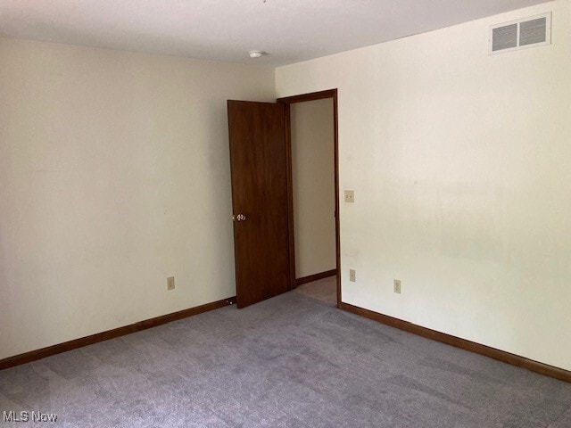 Building Photo - 723 Lakeview Dr