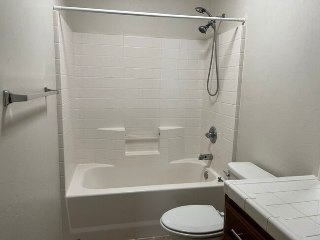 Building Photo - 1394 W Bella Oaks Way