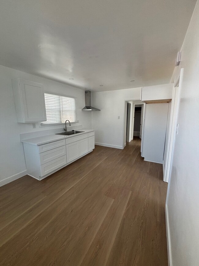 Building Photo - 1607 S Atlantic Blvd