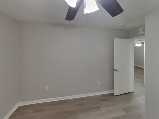 Building Photo - 3221 Edgebrook Dr