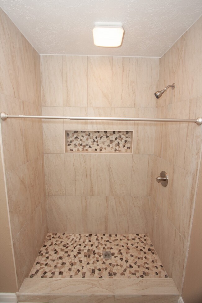 Building Photo - 23302 Pennsgrove Rd