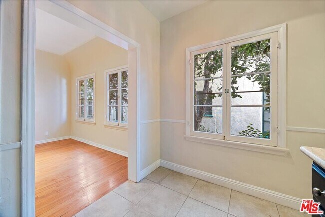 Building Photo - 6217 Orange St