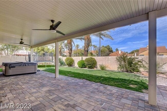 Building Photo - 1842 Bogey Way