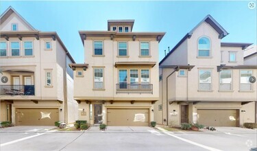 Building Photo - 454 N Live Oak St