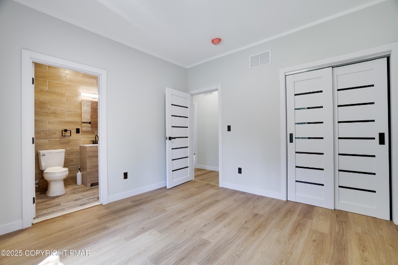 Building Photo - 1540 Lake Ln