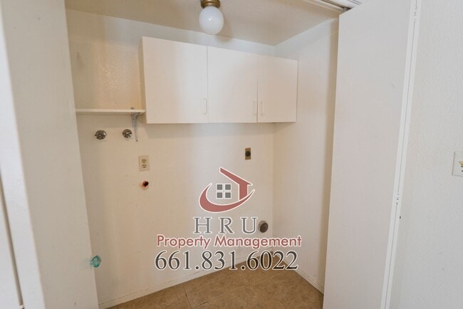 Building Photo - SW- condo 1bed-1.bath