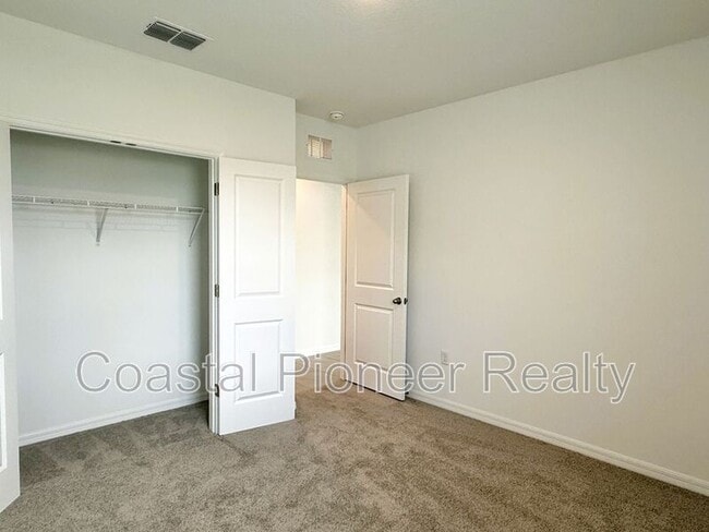 Building Photo - 2887 Widewater Wy